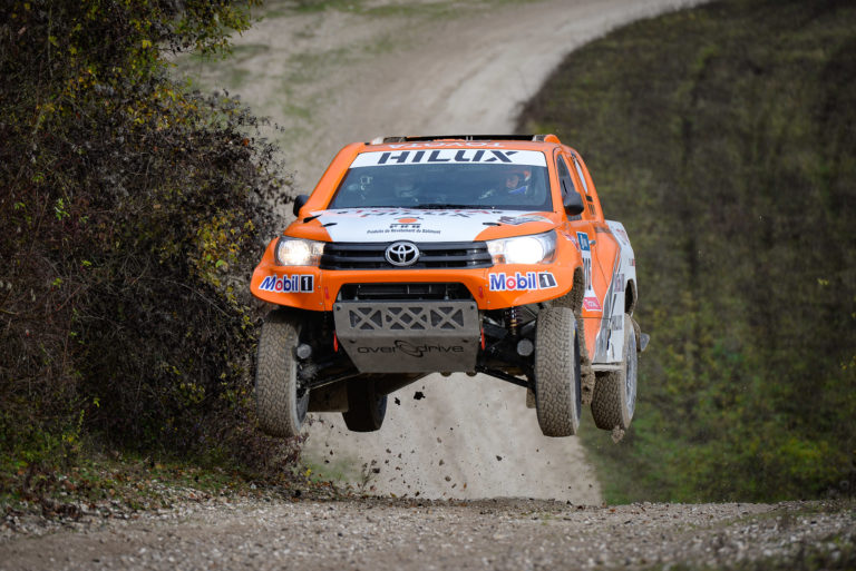 photo essai du Toyota Hilux Dakar 2016 de Ronan Chabot et Gilles Pillot