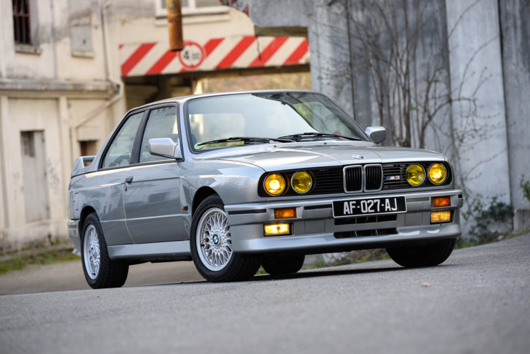 photo bmw M3 E30