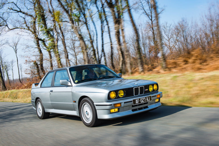 photo bmw M3 E30