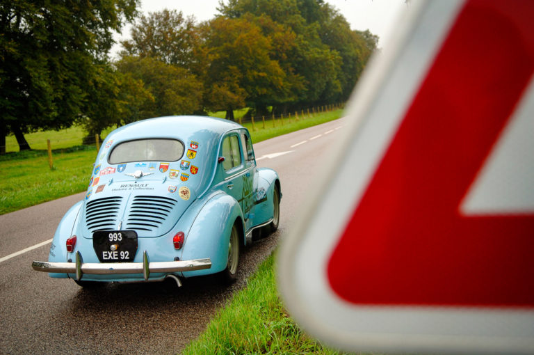 photo renault 4CV