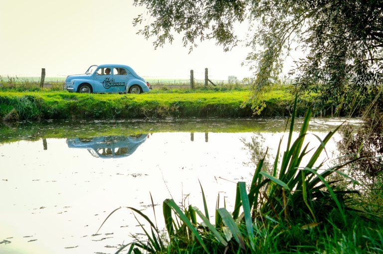 photo renault 4CV